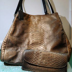 Authentic Coach triple pocket bag w matching wallet in metallic bronze leather